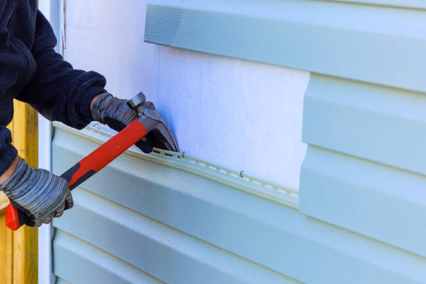 Reliable Vinyl Siding contractor in Central City, IL by Squared Siding